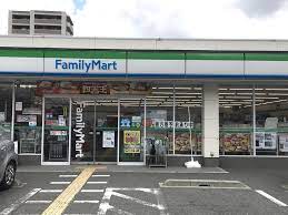コンビニ　ファミリーマート御影塚町店（コンビニ）まで503m