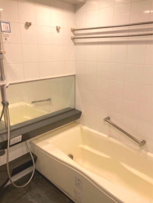 バス・シャワールーム　※別部屋の参考写真です。