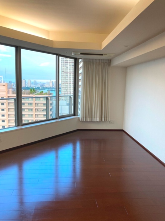 居室・リビング　※別部屋の参考写真です。