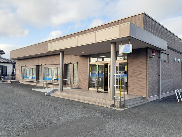 銀行　七十七銀行岩切支店（銀行）まで650m