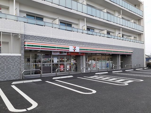 コンビニ　セブンイレブン安永店（コンビニ）まで450m