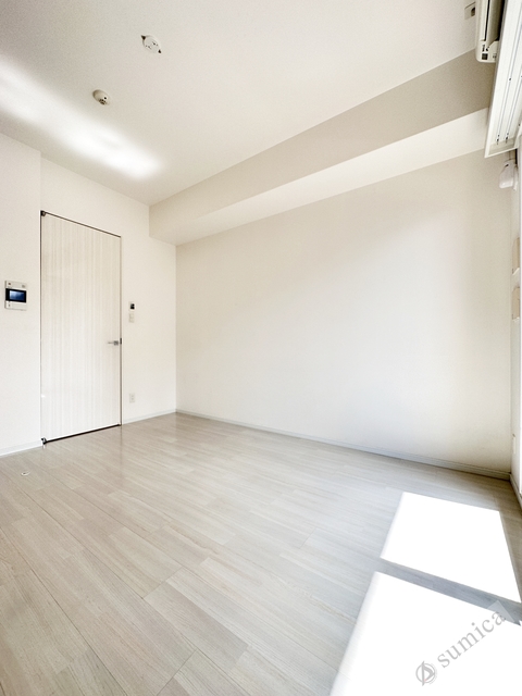 その他　南向きからの光が入り、陽当たりの良いお部屋です♪♪