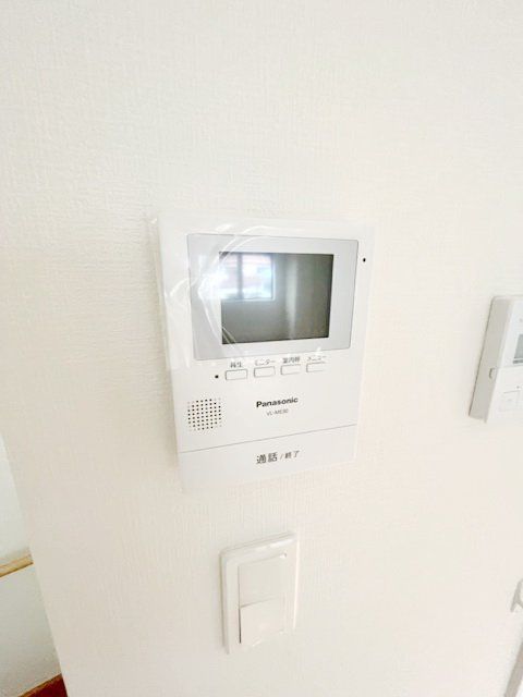 セキュリティ　★安心のモニター付きインターホン★