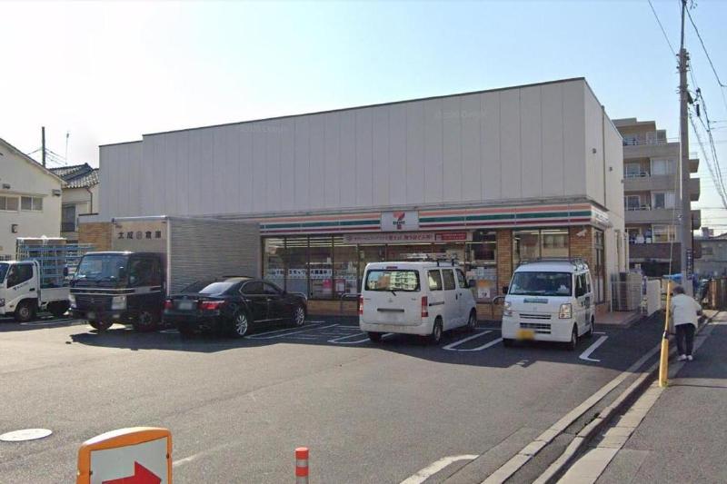 コンビニ　セブンイレブン（コンビニ）まで130m