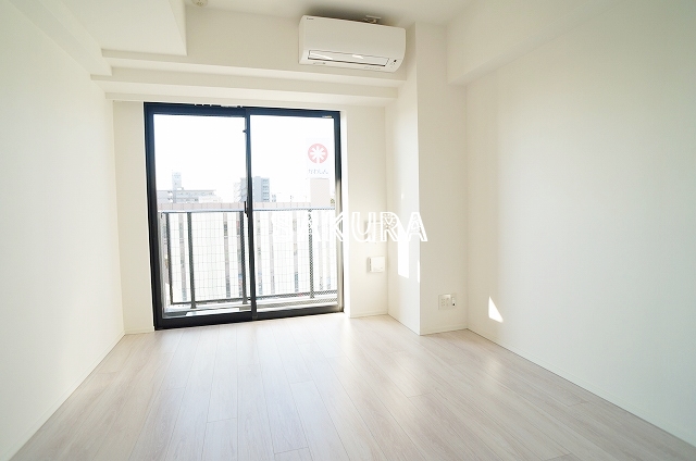 居室・リビング　開放感のあるゆったりとしたお部屋です♪