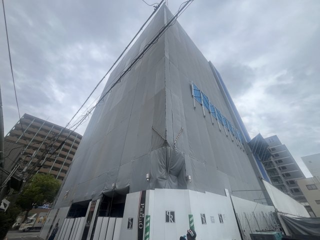 建物外観　建設中
