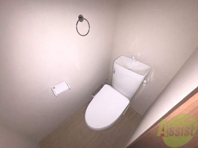 トイレ　トイレは、シャワートイレとなっております。