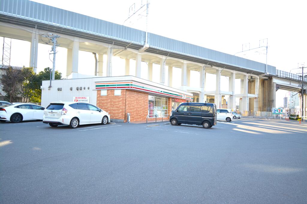 コンビニ　セブンイレブン名古屋豊田1丁目店（コンビニ）まで418m