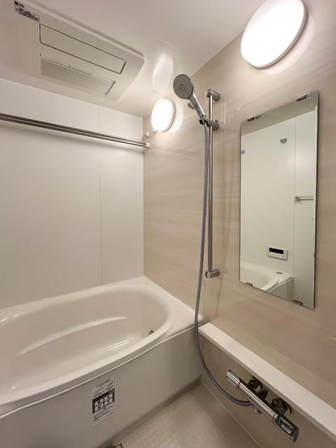 バス・シャワールーム　※写真は同タイプ住戸です。