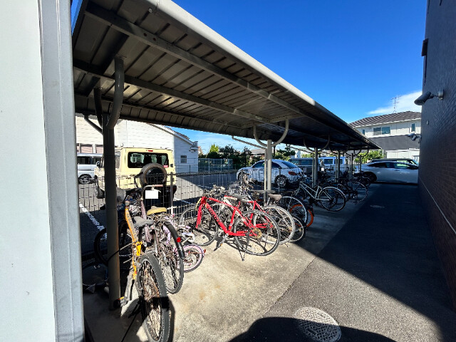 ＪＲ山陽本線 西阿知駅 徒歩2分 8階建 築13年の外観写真