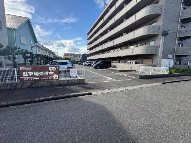 駐車場　駐車場完備です