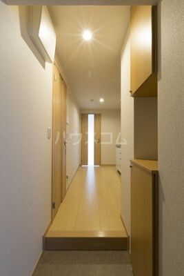 ＪＲ東海道本線 静岡駅 徒歩15分 5階建 築11年の玄関写真