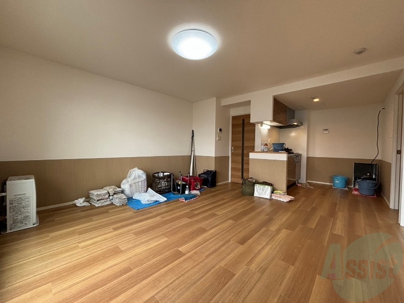 居室・リビング　広くてキレイなお部屋が広がっていて、充実した生活が送れそう。