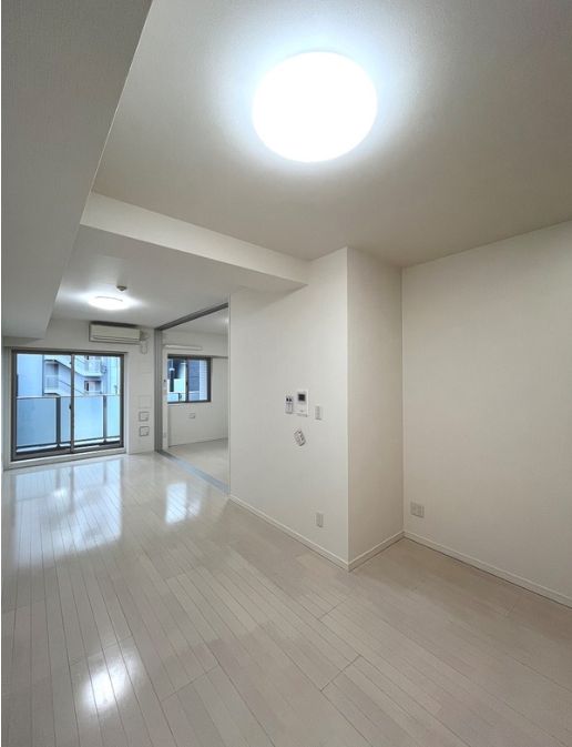 都営浅草線 本所吾妻橋駅 徒歩3分 10階建 築15年の居間写真