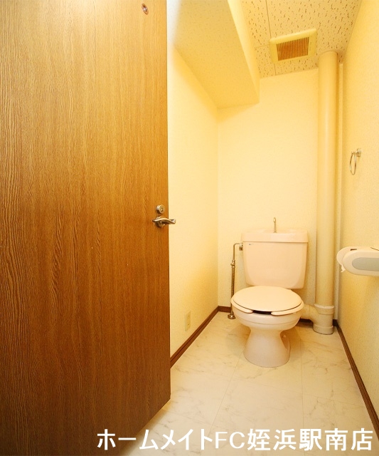 トイレ　★嬉しいウォシュレット付きです♪★※別部屋参考写真