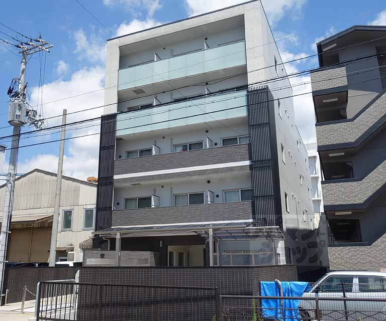 サクシード上鳥羽の外観写真