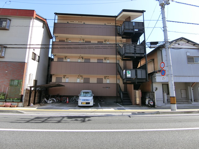 ピュア高須IIの建物外観