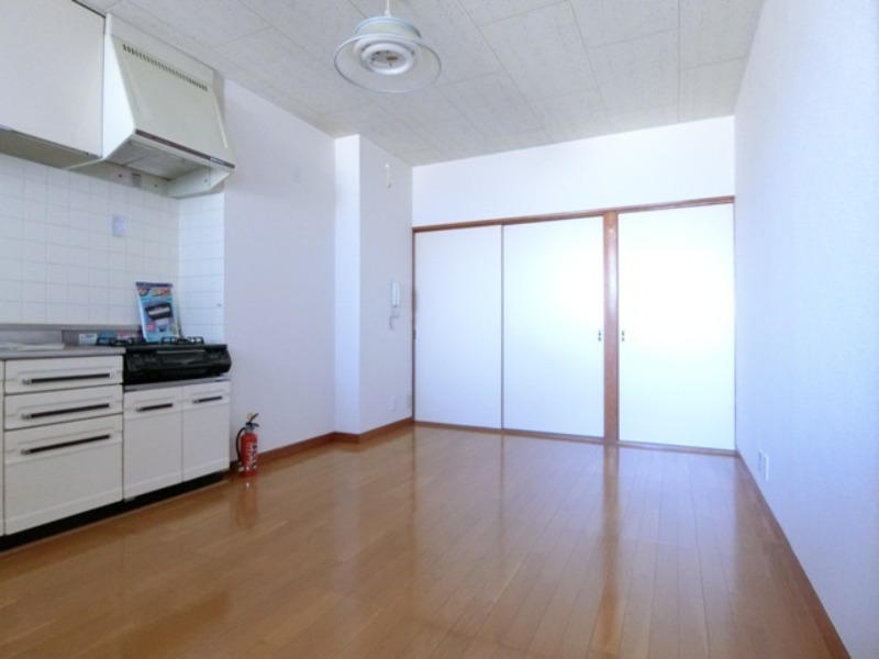 居室・リビング　図面と現状に相違がある場合には現状を優先