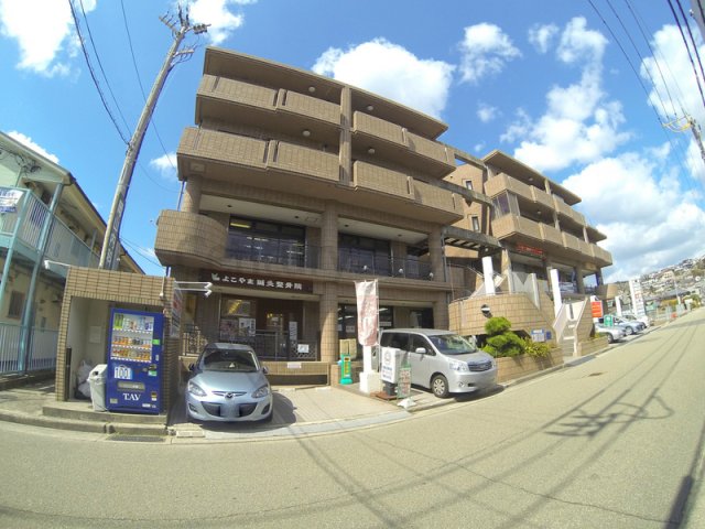 兵庫県宝塚市山本西２（マンション）の賃貸物件の外観
