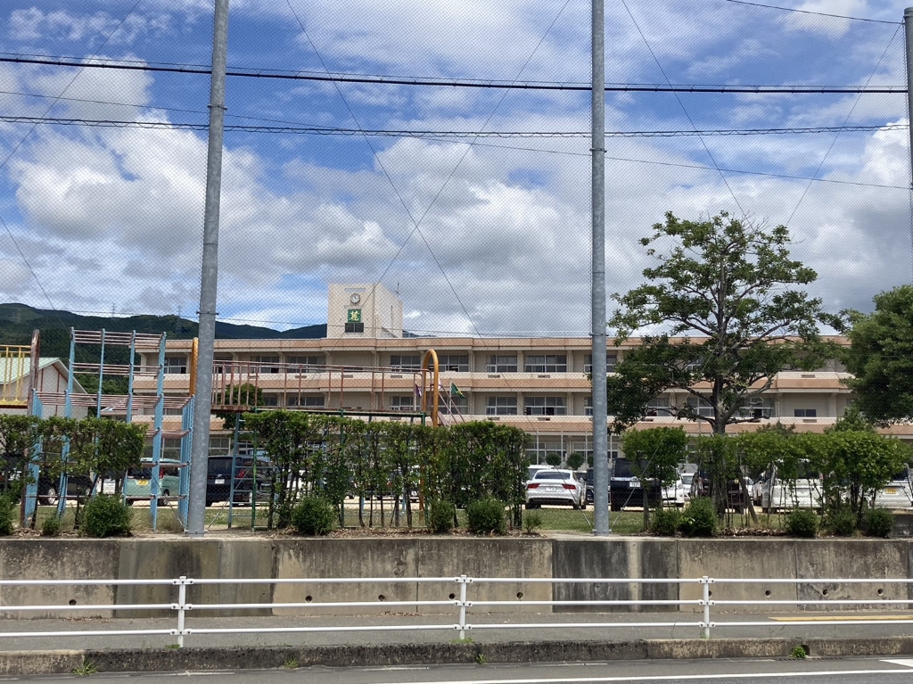 【エバーグリーン角園の小学校】