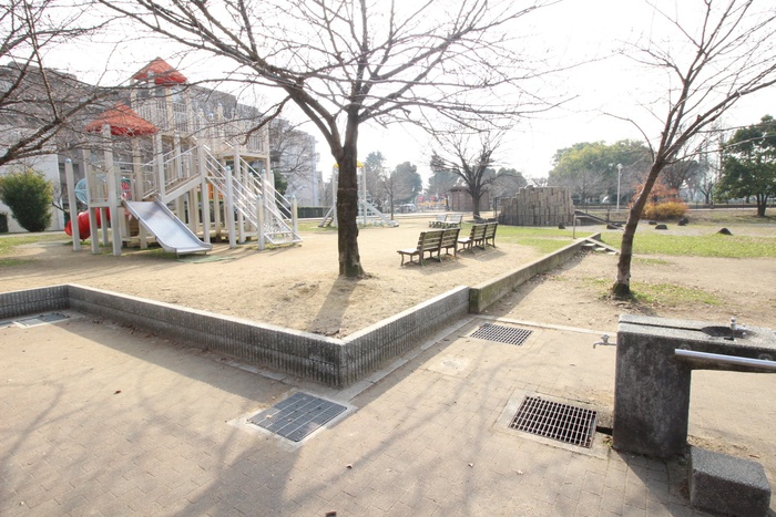 公園　金岡公園（公園）まで70m