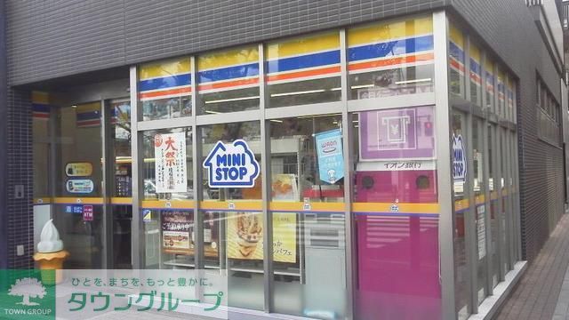 【台東区池之端のマンションのコンビニ】