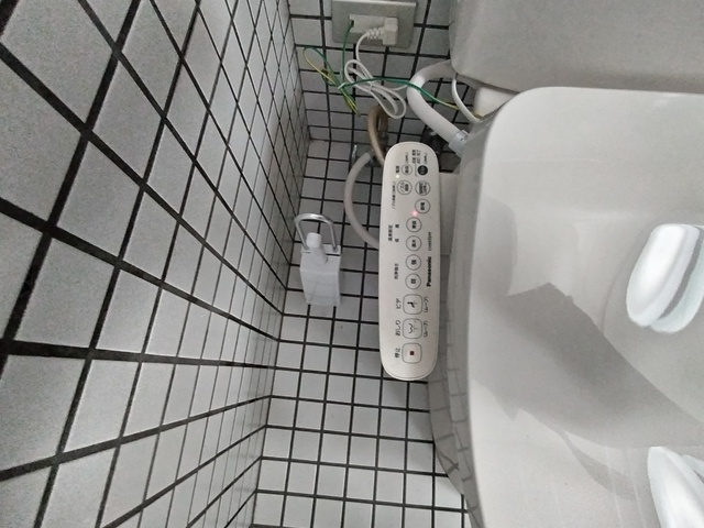 その他設備　３階トイレパネル