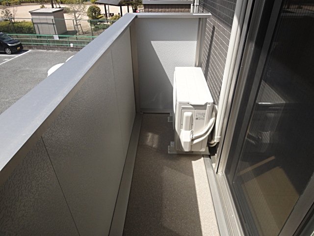 バルコニー　広々としたバルコニーです