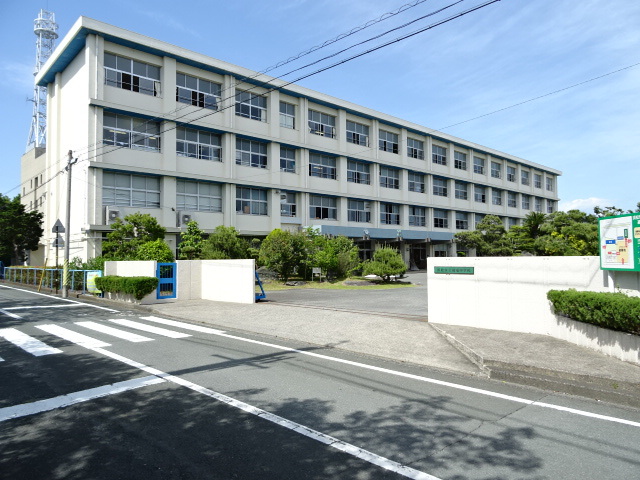 中学校　清竜中学校（中学校）まで1838m