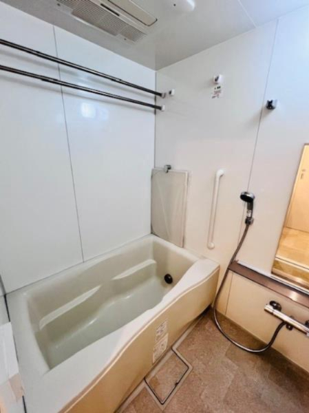 バス・シャワールーム　別部屋参考写真