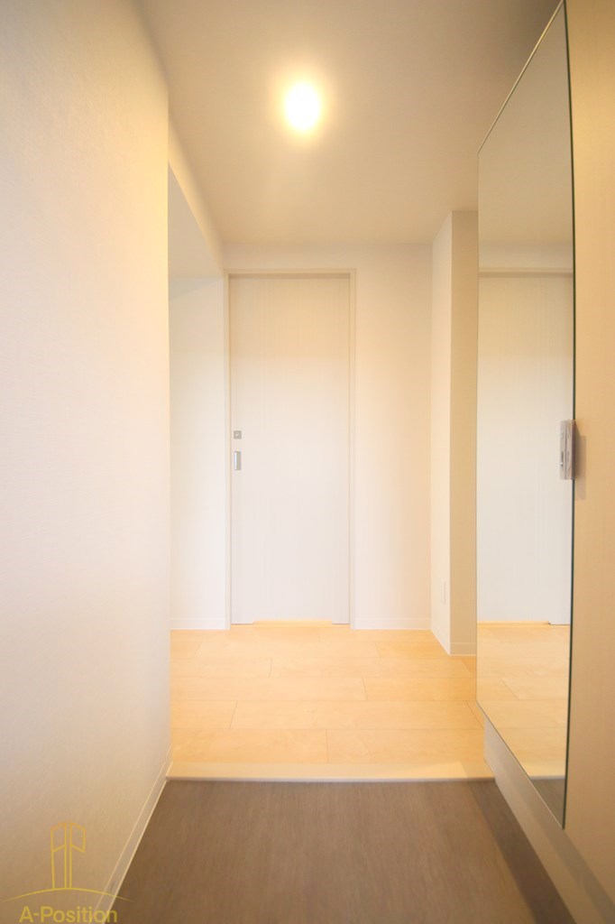 玄関　ヴィラ・セレーノ玉造本町