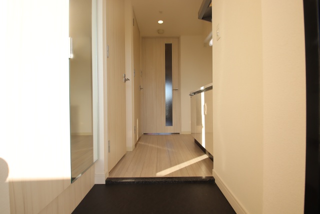 玄関　※別室の参考写真の為、現況優先です。