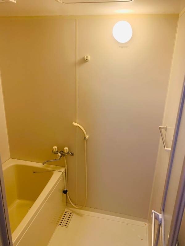 バス・シャワールーム　同物件。同タイプの別号室参考写真になります。