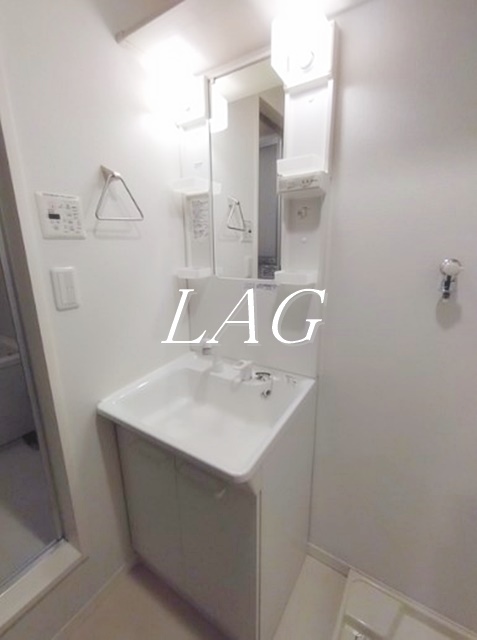 洗面設備　洗面台です。