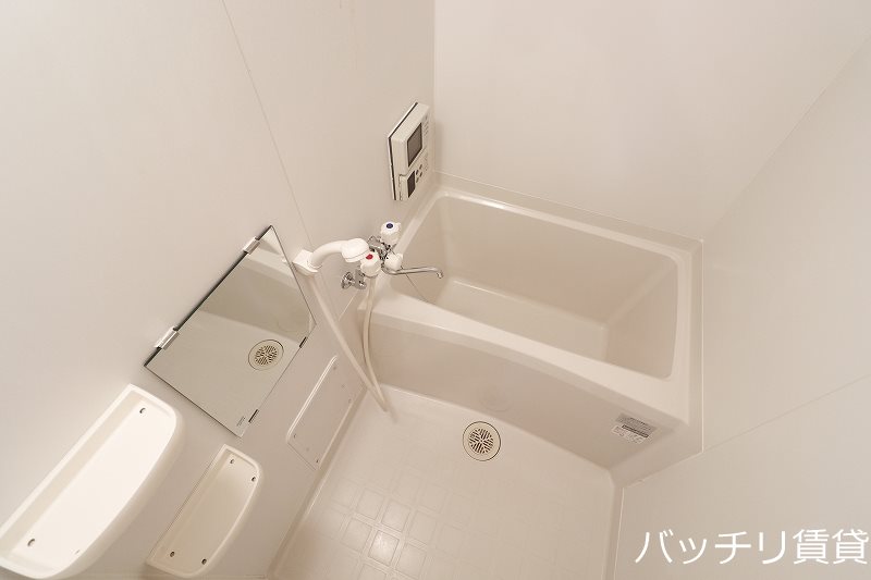バス・シャワールーム　別号室写真の為、現状優先