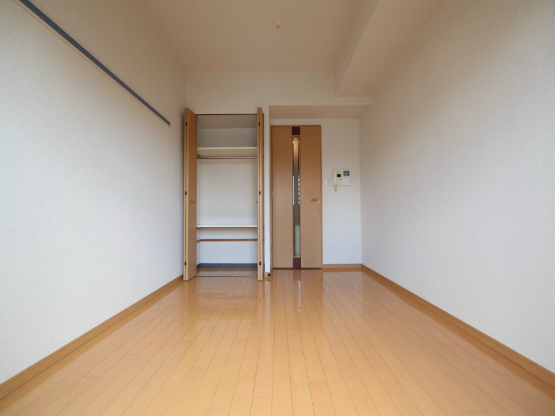 その他部屋・スペース　洋室6帖　クローゼット付