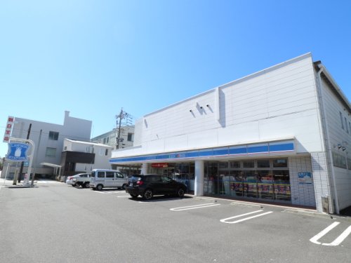 コンビニ　ローソン 清水万世町店（コンビニ）まで143m