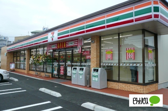 コンビニ　セブンイレブン用賀インター店（コンビニ）まで496m
