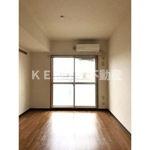 居室・リビング　ゆったりとした居間です