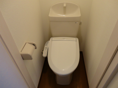 トイレ　温水洗浄機能付トイレ☆