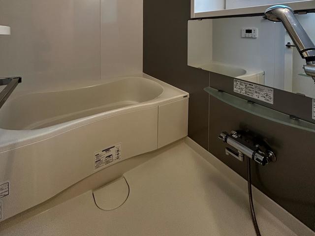 バス・シャワールーム　※写真は同タイプ住戸です。
