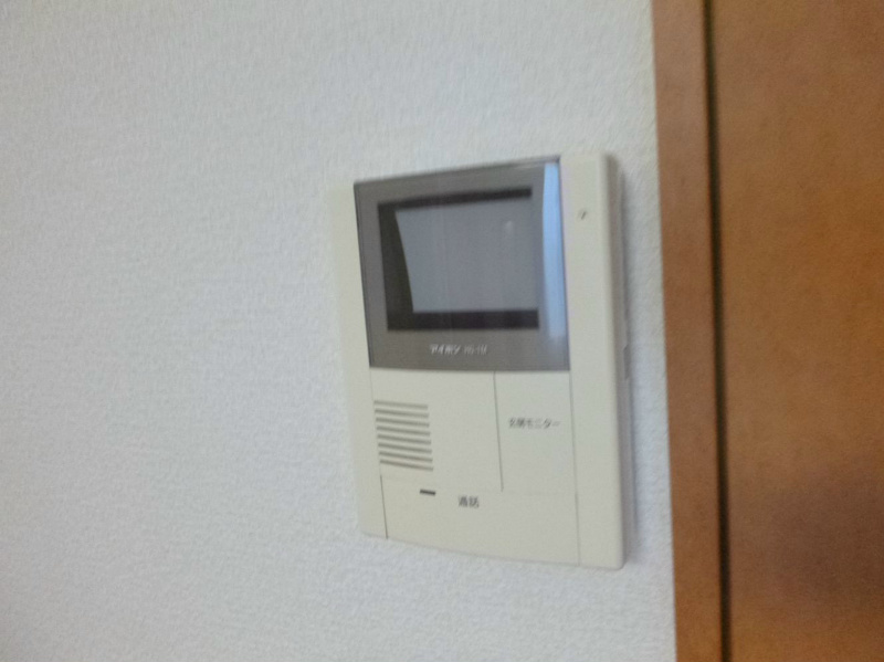セキュリティ　モニター付きインターホン