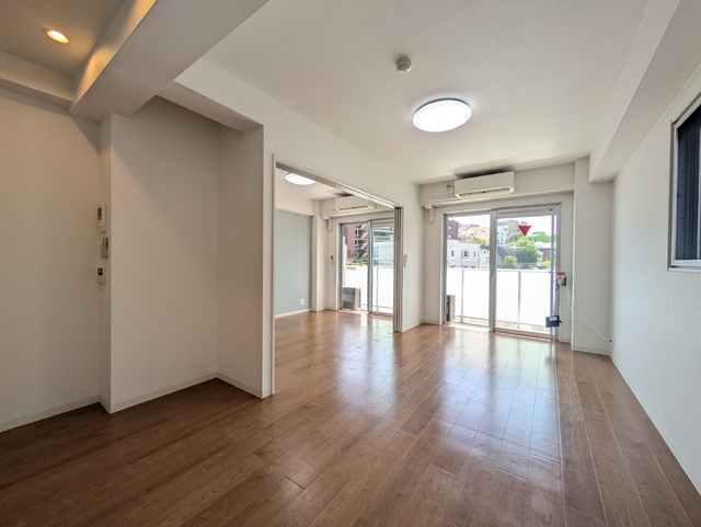 1LDK Mansion in Nishinomiya, Hyogo — photo 3 of 3