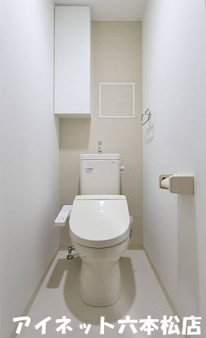 トイレ　落ち着く空間ですね。