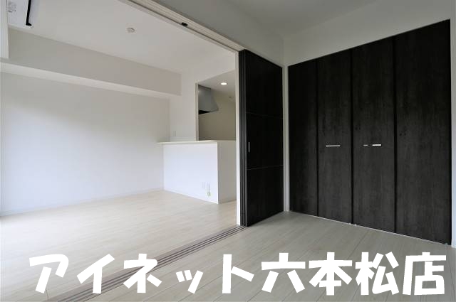 居室・リビング　広々としていいですね。