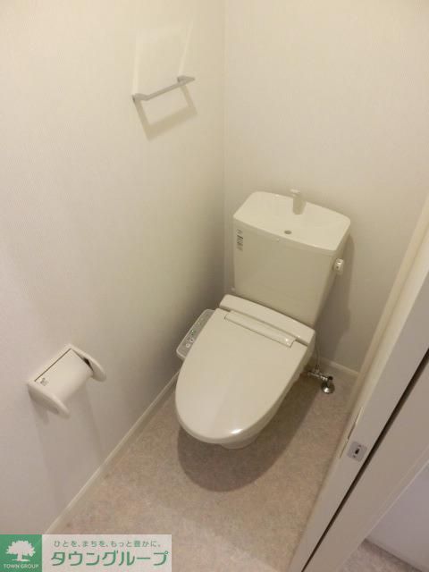 トイレ　ウォシュレット完備