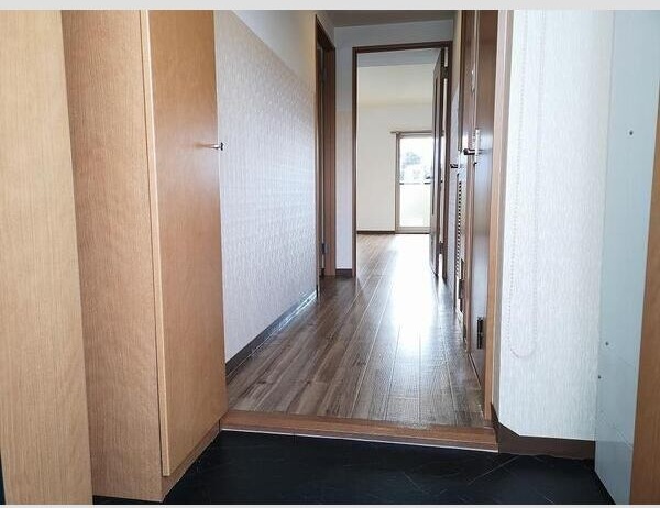 玄関　参考写真