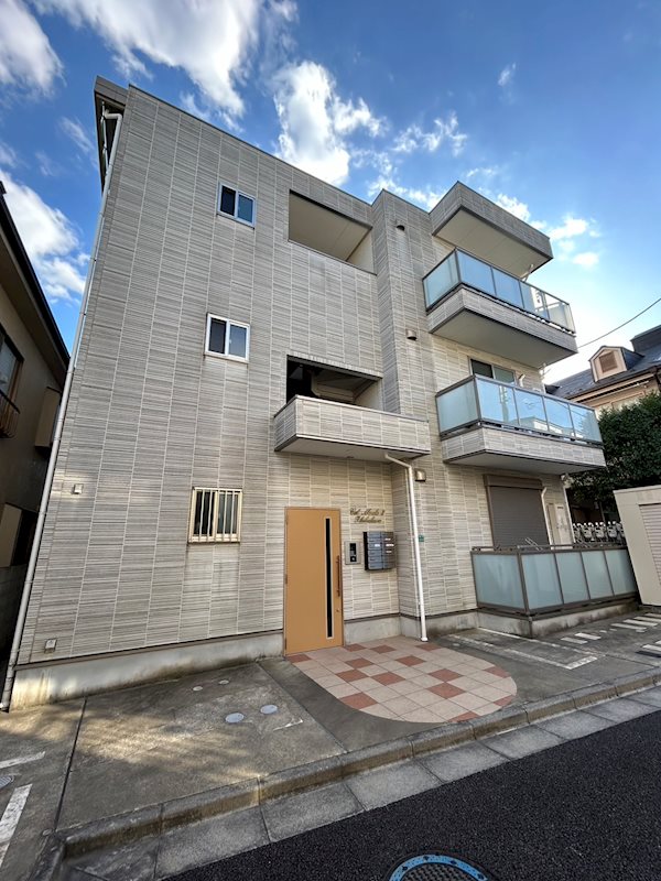 建物外観　安心を守る、オートロック完備