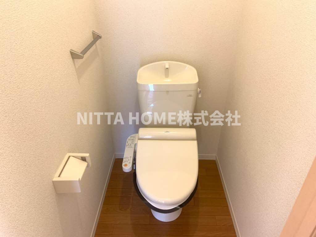トイレ　トイレは温水洗浄便座です＊