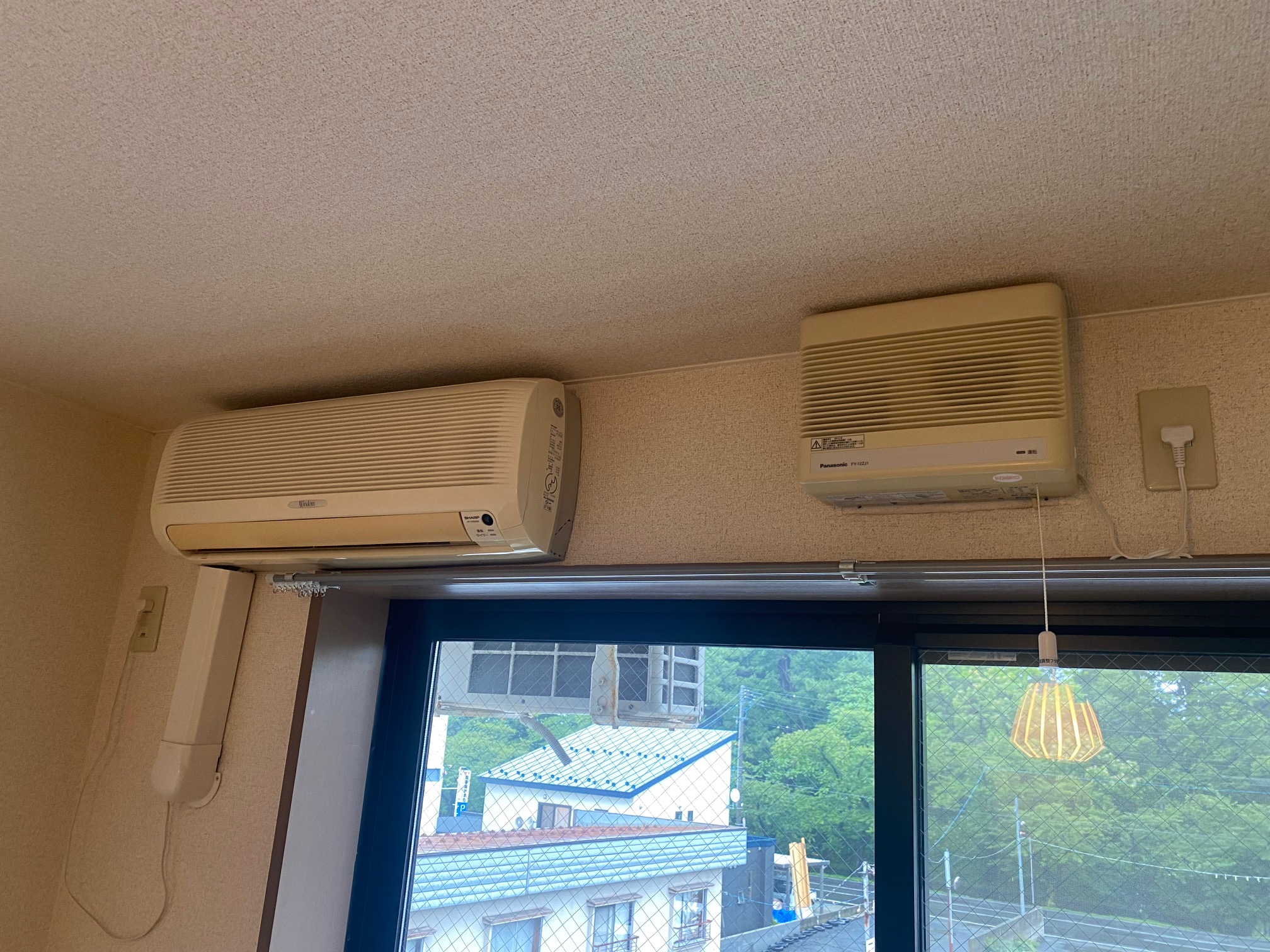 その他設備　冷暖エアコン、換気扇